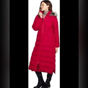 NWT Women’s Lands’ End Max 600 Down Long Maxi Coat w fur lined hood
Sold Out